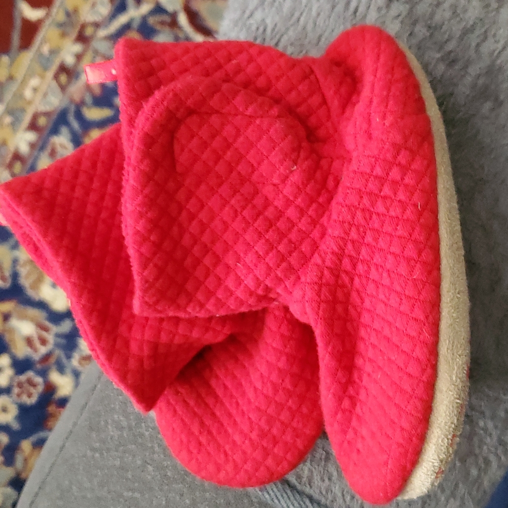 Sz 7/8 toddler bootie slippers in red $7 EUC
